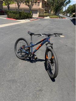 Gt stomper pro 24’