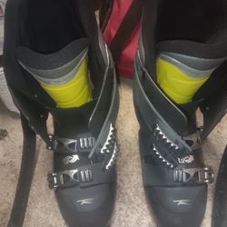 Ski, Snowboard Boots