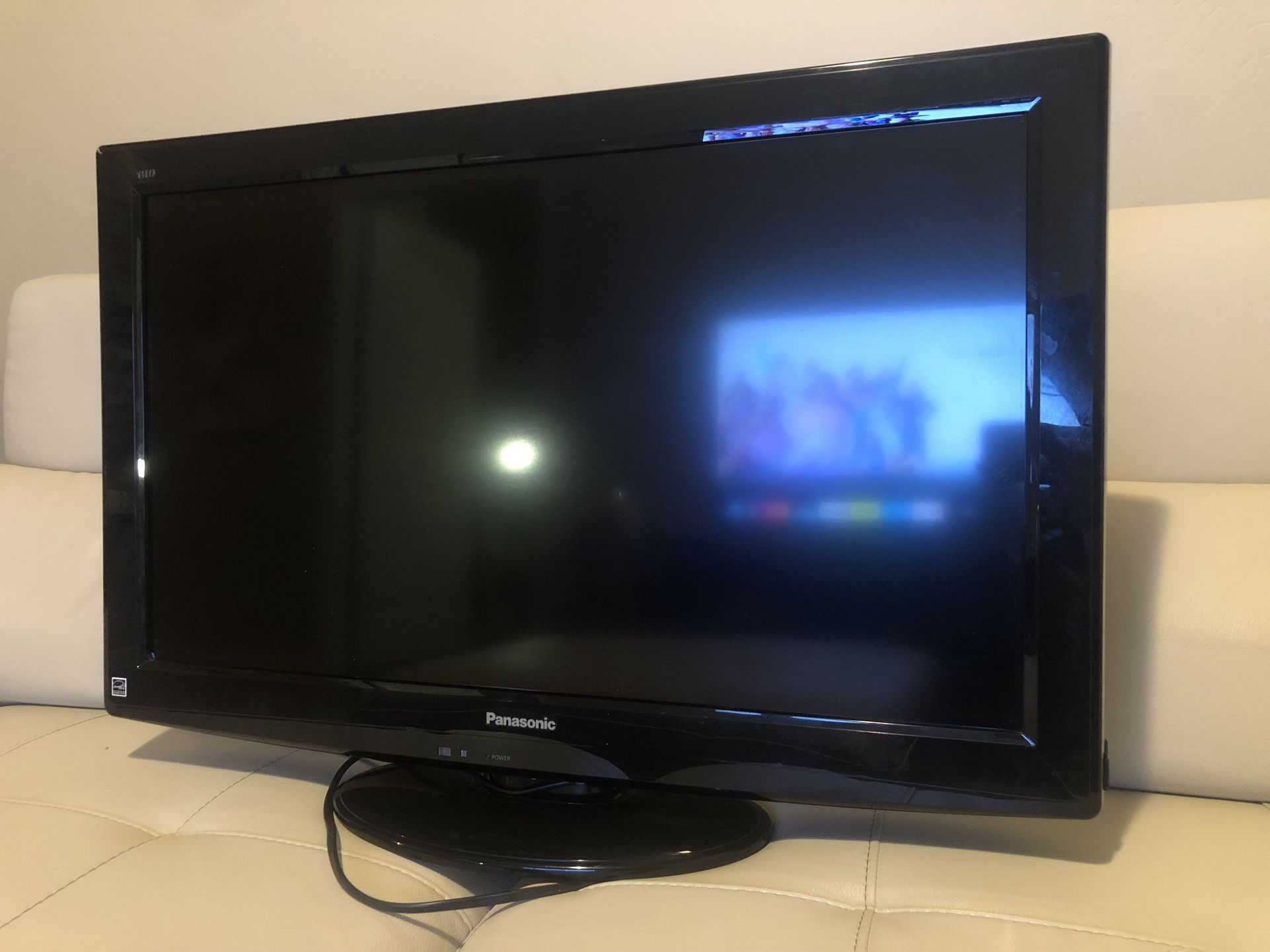 Panasonic 32” LCD TV