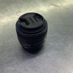 Sigma Lens 30mm 1:1.4