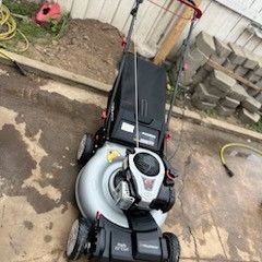 22 in. 140 cc Briggs & Stratton Walk Behind Gas Self-Propelled Lawn Mower with Front Wheel Drive and Bagger