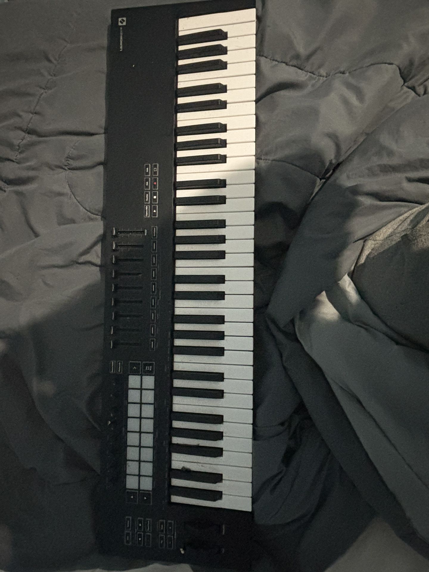 Launchkey 61 Key Midi