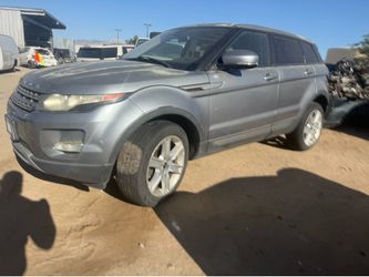 2012. Range Rover for parts only. Solo partes