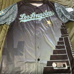 Dodgers Guatemala Night Jersey XL 