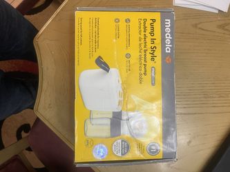 Medela pump In Style double electric breast pump New:open Box