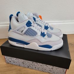 Brand New Never Worn Jordan Retro 4 Military Blue size 7y