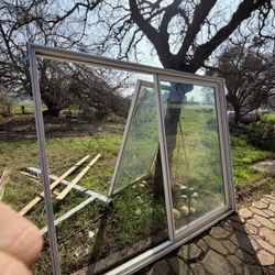 sliding glass door/entryway