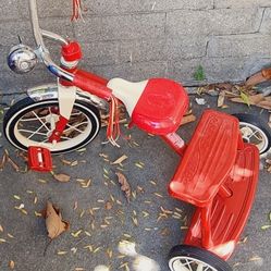 Radio Flyer Tricycle Retro