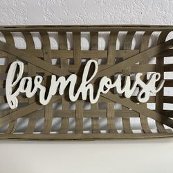 FARMHOUSE PLAQUE