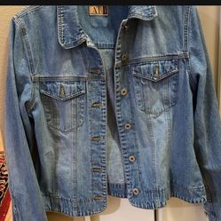Women’s Jacket Size M In Perfect Condition 