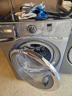 Whirlpool Duet Washer and Dryer