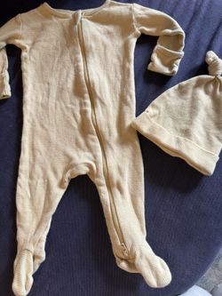Infant Quincy Mae 3-6 mo outfit with matching beanie