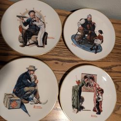  The Danbury mint USA collection by Norman Rockwell. Pre Owned but in good conditions. Measuring; 9.5 inch.