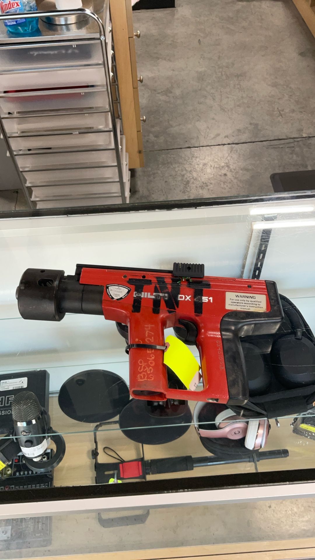 Nail gun