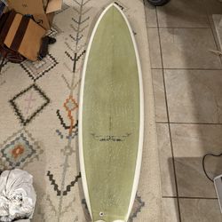 Bat Tail Quad Surfboard 