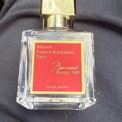 Baccarat rouge 540 EDP