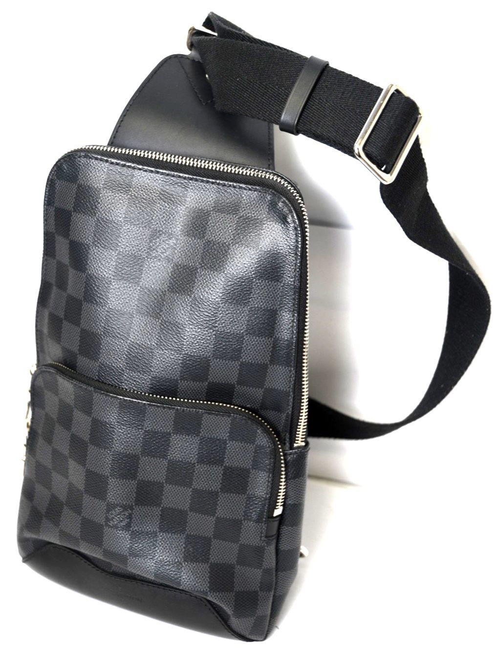 LOUIS VUITTON Damier Graphite Avenue Sling Bag Black LV