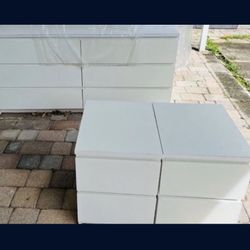 1 Dresser / 1 Nightstand (READ DESCRIPTION)