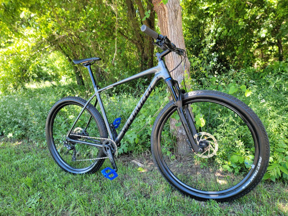 XL Specilized Chisel Comp Hardtail Mountain Bike