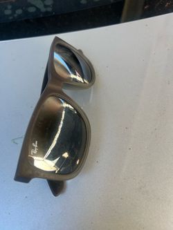 Ray-Ban Wayfarer Sunglasses