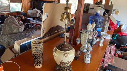 Porcelain lamp
