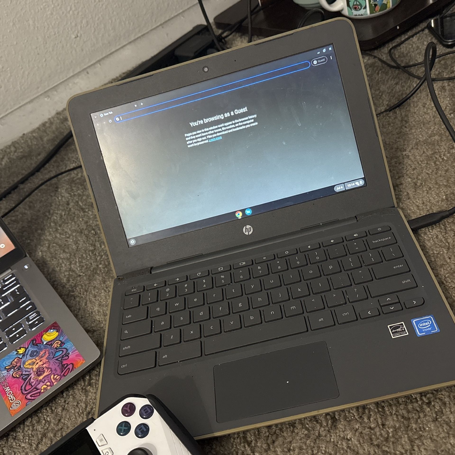 Asus ROGally Z1extreme And 2dellLaptops I7core And A Chrome Book