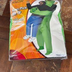 Alíen Pick Me Up Halloween Costume 