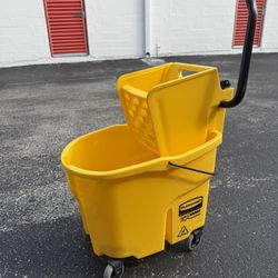 Moo Bucket Like A New 