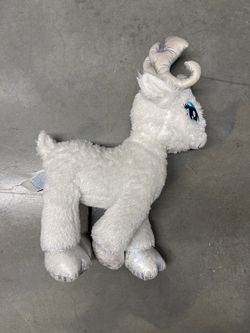 Build-A-Bear - 2015 - “Glisten” the Snow Reindeer - Original “Merry Mission" holiday collection