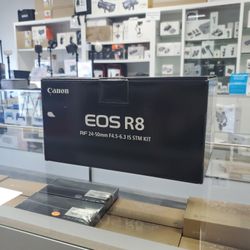 Canon Eos R8 With Rf 24-50mm (10/30)