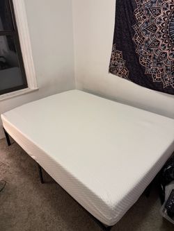 Memory Foam Queen size Mattress 12”