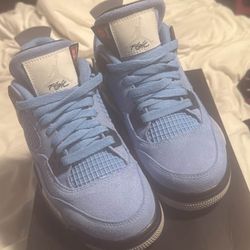 Air Jordan 4 university blue size 4