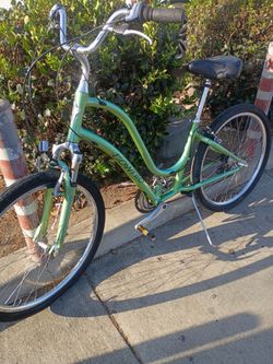 Electra Townie Cruiser Bike Green