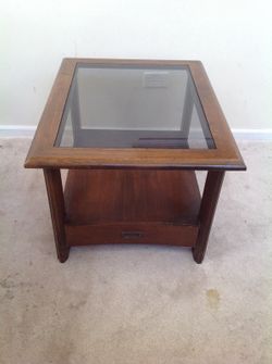 One Drawer Glass-top Solidwood Side/End Table