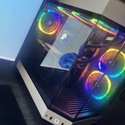 Cyberpower Gaming Pc (All Specs Are In The Photos)