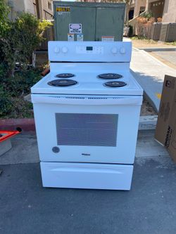 Pre-owned whirlpool electric stove