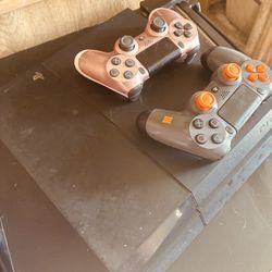 PS4 With Controllers