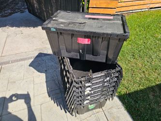 Heavy duty crates 5$ each must take all 8