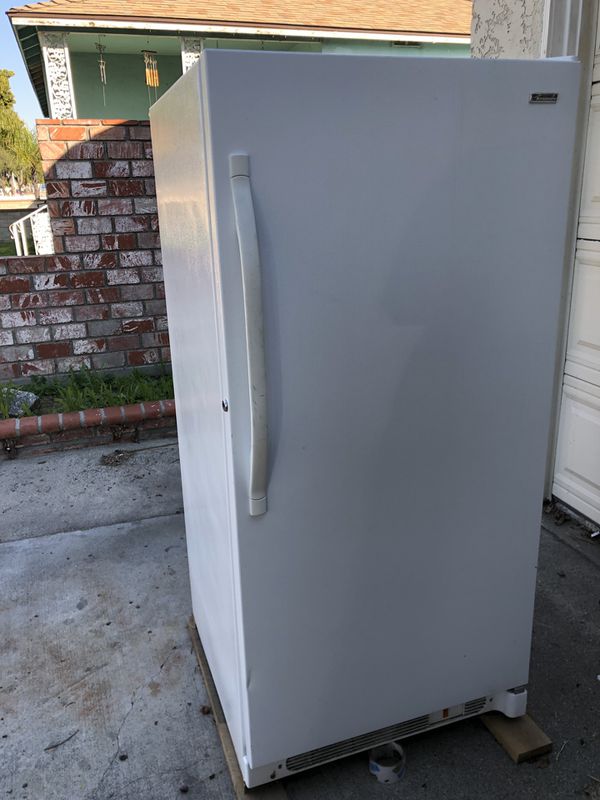 Stand up freezer for Sale in Norwalk, CA - OfferUp