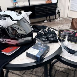 🔥 NEW Motorcycle Helmet + Gloves + Bluetooth Set 🔥