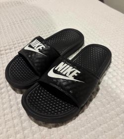 Nike slide sandals size 6 black with white logo