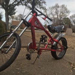 Schwinn Stingray Chopper Motorcycle Style Bike