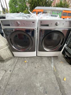 KENMORE FRONT LOAD WASHER AND GAS DRYER SET SIDE BY SIDE OR STACKED. +FREE DELIVERY AND INSTALLATION
