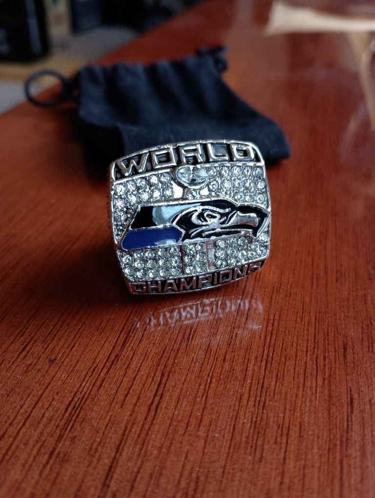 2013 Seahawks Ring Size 11