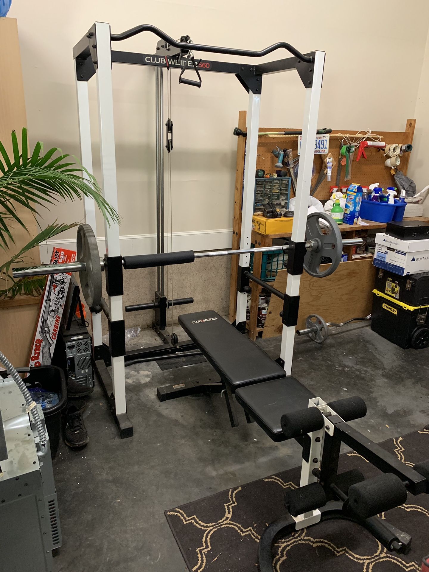 Full Home Gym Weight Set Weider 560) for Sale in Charlotte, NC
