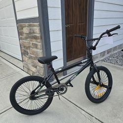 20" Hyper Bicycles Boy's Spinner BMXBike for Kids, Matte Black, ,Age Group 8 to 13, Child, Tween