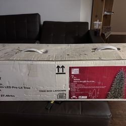 7.5 feet Christmas tree