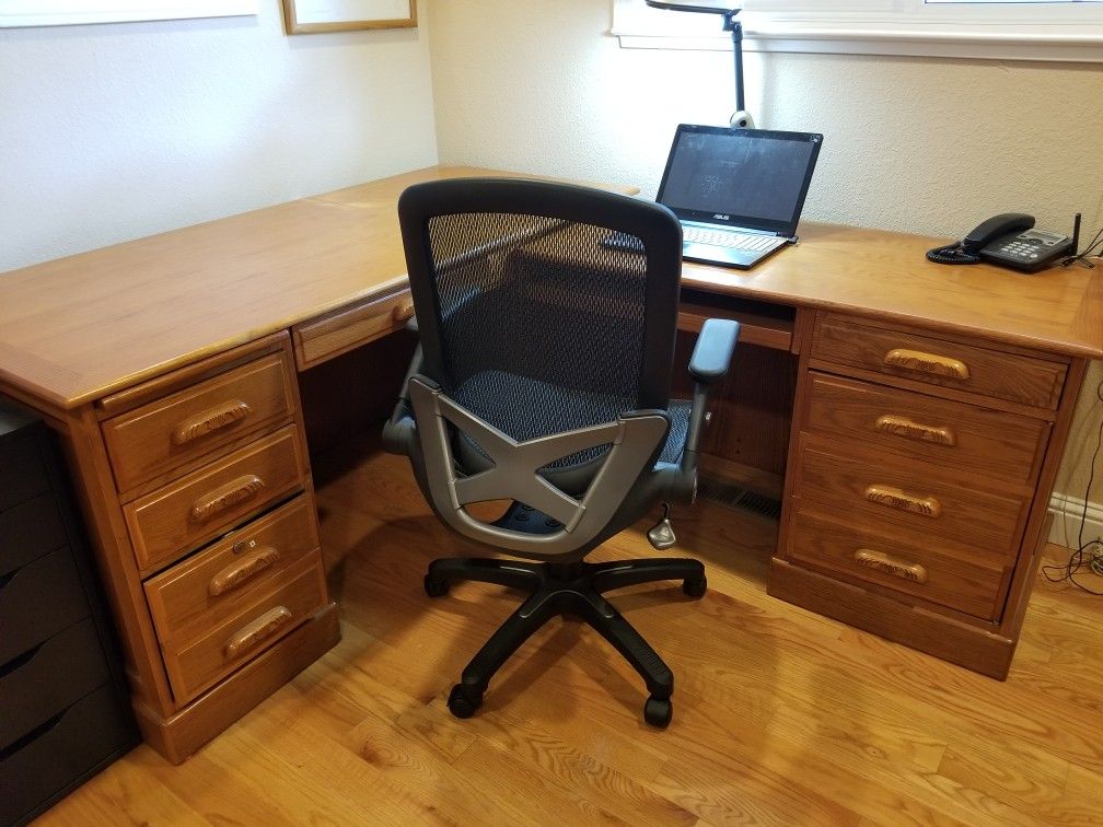 PRICE REDUCED...Two-section L-DESK for home or office