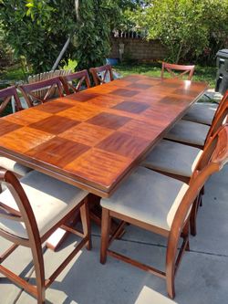Table With 10 Chairs
