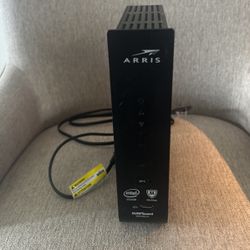 ARRIS SURFboard SBG7580AC 32x8 DOCSIS 3.0 Cable Modem / AC1750 Wi-Fi Router- Black